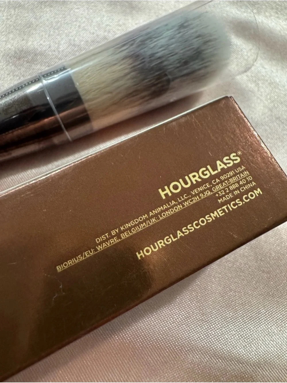 Hourglass Veil Powder Brush